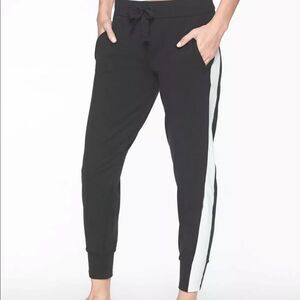 Athleta Metro Track Jogger Black Size XXS style #338183
